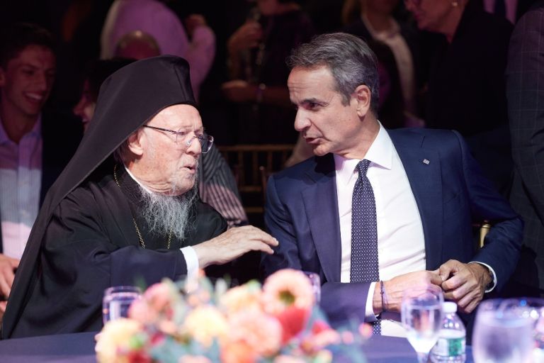 Μητσοτάκης σε Βαρθολομαίο: Δικαίως έχετε κερδίσει τον τίτλο «Πράσινος Πατριάρχης»