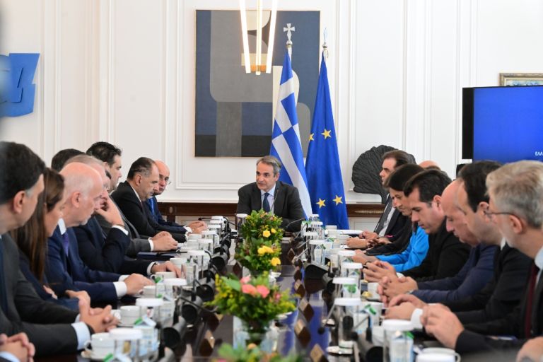 Μητσοτάκης από Υπουργικό: Μάχη για την αλήθεια – Από τα Τέμπη έως την εξωτερική πολιτική