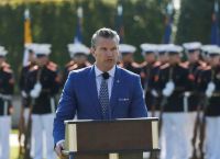 Οι ΗΠΑ επανεξετάζουν την παρουσία τους στην Ευρώπη–Σύσκεψη Χέγκσεθ με όλους τους στρατηγούς στο Κουάντικο Οι ΗΠΑ επανεξετάζουν την παρουσία τους στην Ευρώπη–Σύσκεψη Χέγκσεθ με όλους τους στρατηγούς στο Κουάντικο