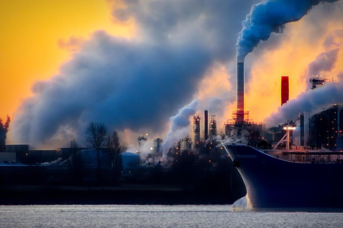 Greece Ranks Second in Environmental Pollution in the EU