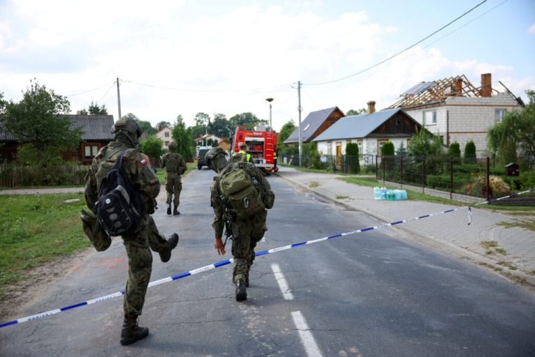 Welt: Ρωσικά drones στόχευαν βάση του ΝΑΤΟ στην Πολωνία
