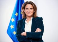 Ριμπέρα «καίει» την Κομισιόν: Κατηγορεί το Ισραήλ για γενοκτονία στη Γάζα – Σάλος στις Βρυξέλλες Ριμπέρα «καίει» την Κομισιόν: Κατηγορεί το Ισραήλ για γενοκτονία στη Γάζα – Σάλος στις Βρυξέλλες
