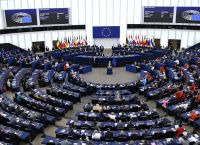 Η ΕΕ Σφίγγει τον Κλοιό: 19ο Πακέτο Κυρώσεων κατά της Ρωσίας με Ολική Απαγόρευση LNG από το 2027 Η ΕΕ Σφίγγει τον Κλοιό: 19ο Πακέτο Κυρώσεων κατά της Ρωσίας με Ολική Απαγόρευση LNG από το 2027