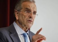 Απεργία πείνας και πολιτική πίεση: Ο Σαμαράς υποστηρίζει το αίτημα για εκταφή Απεργία πείνας και πολιτική πίεση: Ο Σαμαράς υποστηρίζει το αίτημα για εκταφή