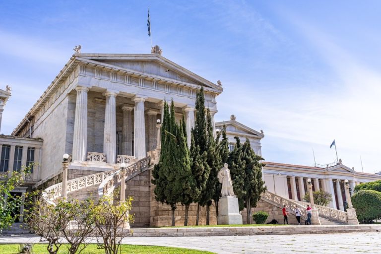 Κάτω από τα όρια του ΠΟΥ οι περισσότερες γειτονιές της Αθήνας σε πράσινο – Νέο σχέδιο δράσης από τον Δήμο