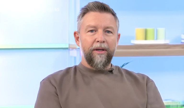 Γιάννης Βαρδής: Η αλήθεια για τη σχέση του με τον πατέρα του – “Δεν είχαμε ποτέ πραγματική σχέση”