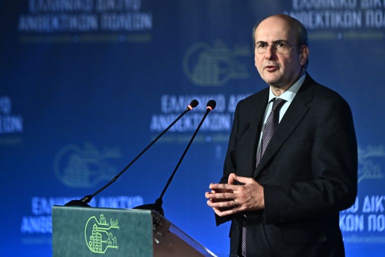 «Καρφί» Χατζηδάκη στην αντιπολίτευση: Όταν το Bloomberg λέει ότι μειώσαμε τη φοροδιαφυγή… είναι απλώς Τετάρτη