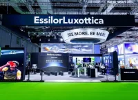EssilorLuxottica: Η Είσοδος στα Wearables Εκτοξεύει την Αξία στα 144 Δισ. Ευρώ EssilorLuxottica: Η Είσοδος στα Wearables Εκτοξεύει την Αξία στα 144 Δισ. Ευρώ