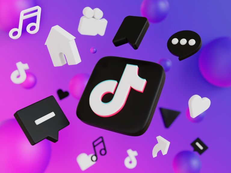 Από το Χόλιγουντ έως το TikTok: Η δυναστεία των Έλισον που αλλάζει τα media στην Αμερική