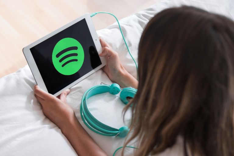 Το Spotify επιτρέπει πλέον στους χρήστες να «μιλούν» με τον AI DJ και μέσω γραπτών μηνυμάτων