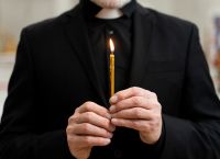 Καβάλα: Ιερέας εξαπάτησε ηλικιωμένο και υπεξαίρεσε 259.000 ευρώ Καβάλα: Ιερέας εξαπάτησε ηλικιωμένο και υπεξαίρεσε 259.000 ευρώ