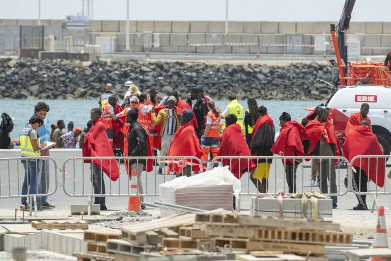 Ισπανία: «Οι μετανάστες έκαναν θαύματα στην οικονομία»