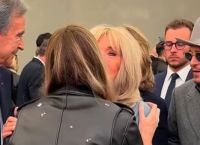 Η Σαρλίζ Θερόν Σνομπάρει τον Τζόνι Ντεπ στο Σόου του Dior – Αμηχανία στην Εβδομάδα Μόδας του Παρισιού Η Σαρλίζ Θερόν Σνομπάρει τον Τζόνι Ντεπ στο Σόου του Dior – Αμηχανία στην Εβδομάδα Μόδας του Παρισιού