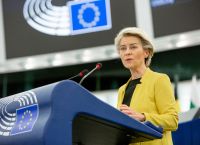 Φον ντερ Λάιεν: Η ΕΕ θα θέσει τους νέους κλιματικούς στόχους της εγκαίρως για τη σύνοδο της COP30 Φον ντερ Λάιεν: Η ΕΕ θα θέσει τους νέους κλιματικούς στόχους της εγκαίρως για τη σύνοδο της COP30