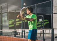 Padel: Το Νέο Παγκόσμιο Φαινόμενο του Αθλητισμού Padel: Το Νέο Παγκόσμιο Φαινόμενο του Αθλητισμού