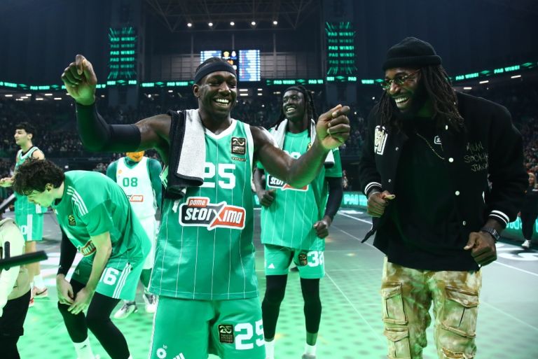 Ναν και Λεσόρ «τρόλαραν» για τη διαιτησία στο X – Η ατάκα για… οφθαλμίατρο που έγινε viral!