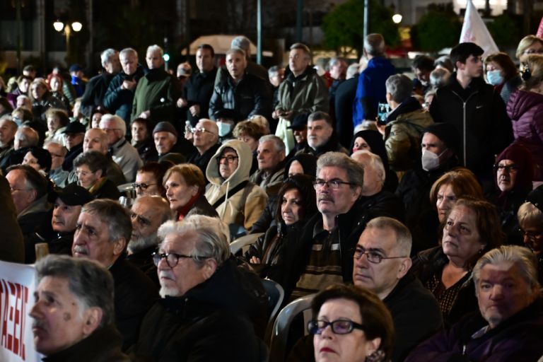 Επικουρικές Συντάξεις: Έρχονται Αναδρομικά έως και 15.000 ευρώ για 500.000 Συνταξιούχους