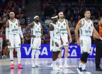 Σκάνδαλο στη Euroleague: Πρόεδρος Μπασκόνια Μπλόκαρε Διαιτητές από Αποδυτήρια Σκάνδαλο στη Euroleague: Πρόεδρος Μπασκόνια Μπλόκαρε Διαιτητές από Αποδυτήρια