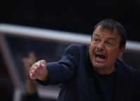Αταμάν: «Ο Χολμς παίρνει αυτοπεποίθηση – Σημαντική η νίκη, αν και κάναμε λάθη» Αταμάν: «Ο Χολμς παίρνει αυτοπεποίθηση – Σημαντική η νίκη, αν και κάναμε λάθη»