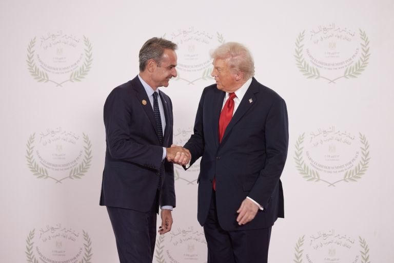 Μητσοτάκης στο Σαρμ Ελ Σέιχ: Η Ελλάδα στο τραπέζι της ειρήνης