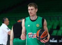 Μάριους Γκριγκόνις: Το πρώτο του τρίποντο μετά από έναν χρόνο με τη φανέλα του Παναθηναϊκού [vid]