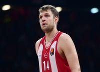 Βεζένκοφ vs Ναν: 9 Βολές σε Ημίχρονο vs 8 σε 3 Ματς – Διαιτητική Διαφορά Σταρ Βεζένκοφ vs Ναν: 9 Βολές σε Ημίχρονο vs 8 σε 3 Ματς – Διαιτητική Διαφορά Σταρ