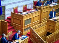 Η απουσία Τσίπρα «καίει» τον ΣΥΡΙΖΑ – Το καυστικό σχόλιο Μητσοτάκη στη Βουλή Η απουσία Τσίπρα «καίει» τον ΣΥΡΙΖΑ – Το καυστικό σχόλιο Μητσοτάκη στη Βουλή