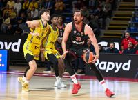 Μακάμπι – Ολυμπιακός 94-95: Επική ανατροπή στο Βελιγράδι – Ο Θρύλος γύρισε από το -13 και άρπαξε τη νίκη! Μακάμπι – Ολυμπιακός 94-95: Επική ανατροπή στο Βελιγράδι – Ο Θρύλος γύρισε από το -13 και άρπαξε τη νίκη!