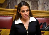 Δόμνα Μιχαηλίδου: Αυξάνονται τα Εισοδηματικά Όρια για Βρεφονηπιακούς Σταθμούς Δόμνα Μιχαηλίδου: Αυξάνονται τα Εισοδηματικά Όρια για Βρεφονηπιακούς Σταθμούς