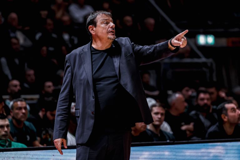 Αταμάν: «Χωρίς Νοοτροπία και Σωματική Ετοιμότητα, Δεν Κερδίζουμε Ούτε με 100.000 Φιλάθλους»