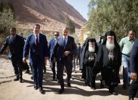 Μητσοτάκης από Σινά: «Η Ελλάδα θα συνεχίσει να είναι προστάτης και αρωγός της Ιεράς Μονής Αγίας Αικατερίνης»