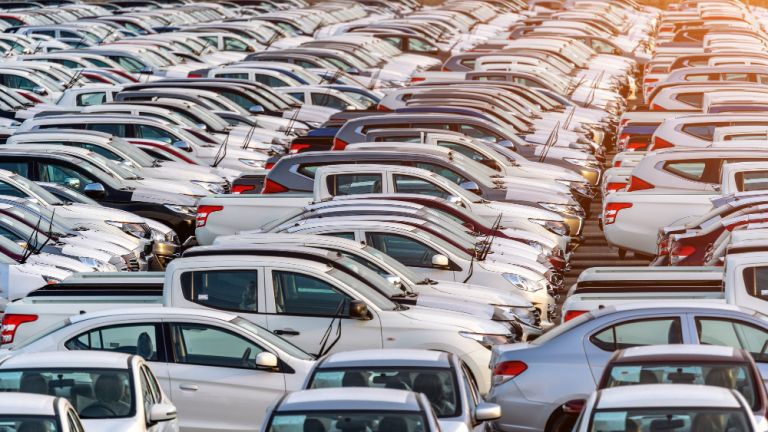 Πρόστιμα έως 2.000 Ευρώ για Ανασφάλιστα Οχήματα, ΚΤΕΟ και Απλήρωτα Τέλη Κυκλοφορίας