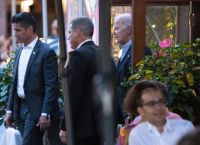 Cafe Milano: Το Ιστορικό Στέκι της Ουάσιγκτον – Όπου Συναντιούνται Πρώην Πρόεδροι και Υπουργοί Cafe Milano: Το Ιστορικό Στέκι της Ουάσιγκτον – Όπου Συναντιούνται Πρώην Πρόεδροι και Υπουργοί