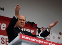 Αγκυρα: Επικαλείται τον Οτσαλάν για να πιέσει τους Κούρδους της Συρίας να παραδώσουν τα όπλα Αγκυρα: Επικαλείται τον Οτσαλάν για να πιέσει τους Κούρδους της Συρίας να παραδώσουν τα όπλα