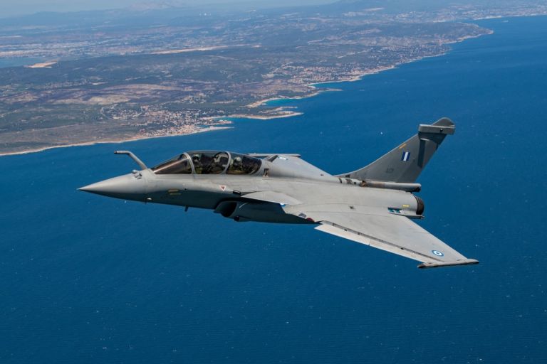 Greece Turns to France for Weapons – Handelsblatt Sees Germany “Left Out”