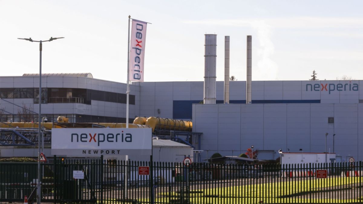 Η Ολλανδία παίρνει τον έλεγχο της Nexperia – Νέο μέτωπο αντιπαράθεσης Ε.Ε. – Κίνας για τα μικροτσίπ