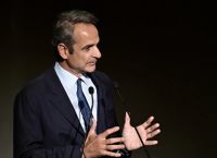 Μεταφορά αρμοδιοτήτων για τον Άγνωστο Στρατιώτη: στρατηγική στροφή προς το συντηρητικό ακροατήριο Μεταφορά αρμοδιοτήτων για τον Άγνωστο Στρατιώτη: στρατηγική στροφή προς το συντηρητικό ακροατήριο