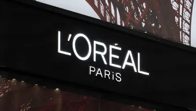 L’Oréal «Φλερτάρει» με τον Κλάδο Καλλυντικών της Kering: Διαπραγματεύσεις για Deal 4 Δισ. Ευρώ