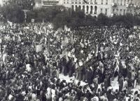Η Απελευθέρωση της Αθήνας: Επτά Ημέρες Γιορτής, Βίας και Αβεβαιότητας Η Απελευθέρωση της Αθήνας: Επτά Ημέρες Γιορτής, Βίας και Αβεβαιότητας