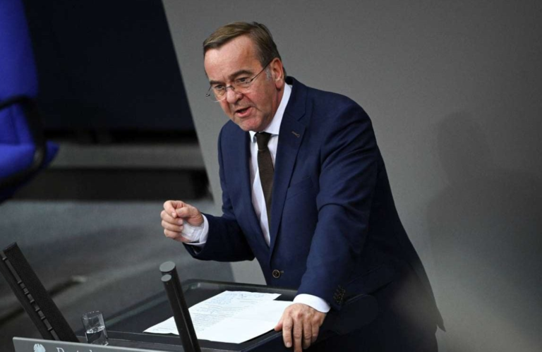 Γερμανία: Κόντρες εντός κυβέρνησης για την υποχρεωτική στράτευση