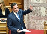 Άδωνις σε ΣΥΡΙΖΑ: “Εσείς μιλάτε για εμφύλιο κλίμα; Ρωτήστε τις αφίσες του 2015” Άδωνις σε ΣΥΡΙΖΑ: “Εσείς μιλάτε για εμφύλιο κλίμα; Ρωτήστε τις αφίσες του 2015”