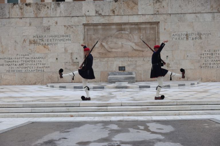 Unknown soldier monument: legislative amendment sparks parliamentary debate