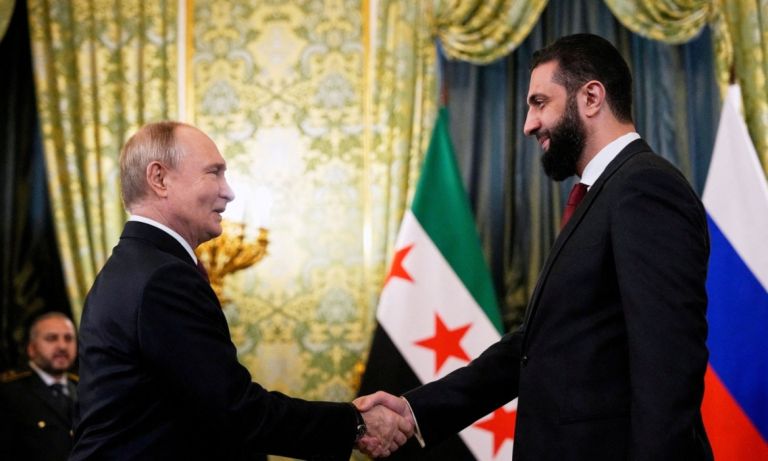Δέσμευση Σαράα προς Πούτιν για σεβασμό συμφωνιών–Στο επίκεντρο οι ρωσικές βάσεις και η ισορροπία στη Συρία