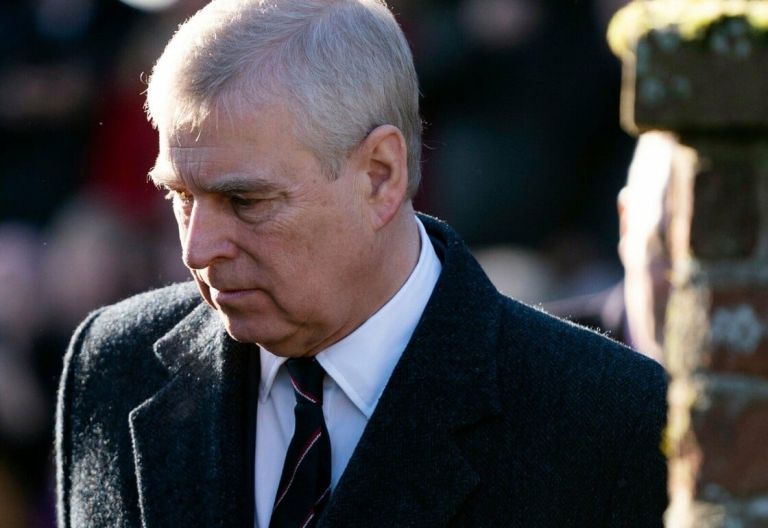 Πρίγκιπας Άντριου: Αφαιρέθηκε το Οικόσημό του από το Κάστρο του Ουίνδσορ – Ισχυρός Συμβολισμός
