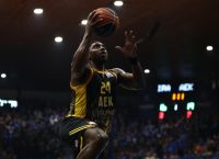 Λέβιτσε – ΑΕΚ 69-71: Ο Μπάρτλεϊ υπέγραψε το «διπλό» και το απόλυτο της Ένωσης στο BCL Λέβιτσε – ΑΕΚ 69-71: Ο Μπάρτλεϊ υπέγραψε το «διπλό» και το απόλυτο της Ένωσης στο BCL