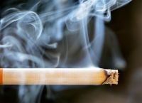 Τσιγάρα πάνω από 6 ευρώ: Νέα ευρωπαϊκή οδηγία για αύξηση φόρων με στόχο τη μείωση του καπνίσματος Τσιγάρα πάνω από 6 ευρώ: Νέα ευρωπαϊκή οδηγία για αύξηση φόρων με στόχο τη μείωση του καπνίσματος