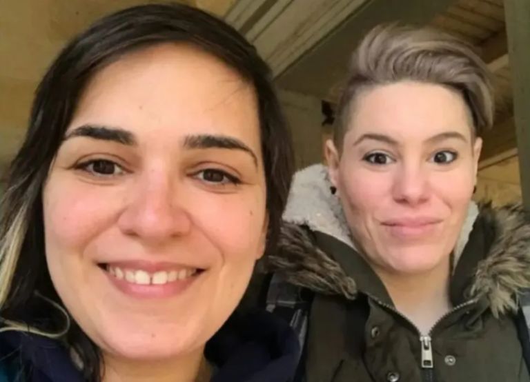 Πρώην σύντροφος της Ντέμης Γεωργίου παντρεύτηκε τον αγαπημένο της–Δείτε τη φωτογραφία από τον γάμο