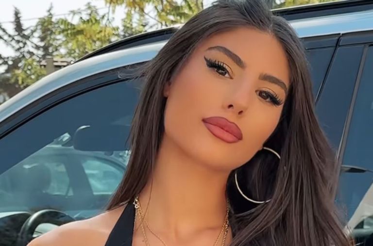 Κουκλάρα και πανέξυπνη! Η «Καρντάσιαν» της Ελλάδας Δέσποινα Γιαννακοπούλου άνοιξε το υπνοδωμάτιό της