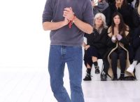 Τζόναθαν Αντερσον: Ο «Εξόριστος» της Βόρειας Ιρλανδίας που «Κατέκτησε» το Dior Τζόναθαν Αντερσον: Ο «Εξόριστος» της Βόρειας Ιρλανδίας που «Κατέκτησε» το Dior