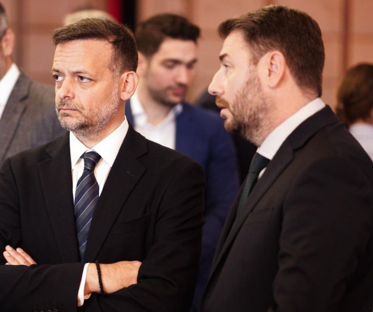 Ο Δούκας Σοκάρει: Παίζει Διπλό Ταμπλό – Από ΠΑΣΟΚ σε Τσίπρα!